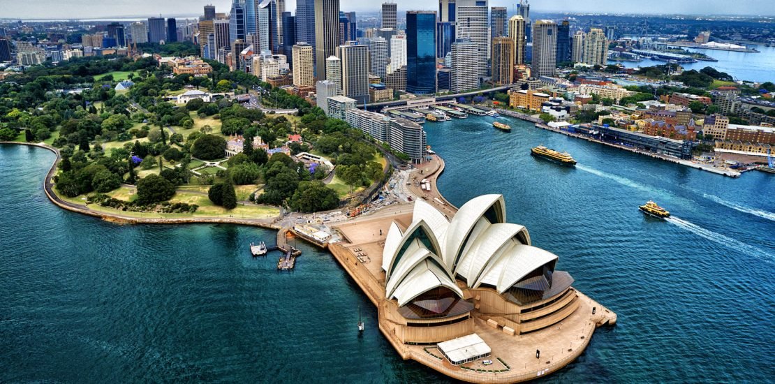 Sydney-Australia-Opera-House-HD-Wallpaper-Download-for-mobile-1110x550